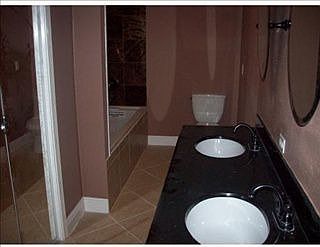 4th image of 2412 Charles Dr