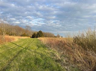 2231 Quick Rd, Odin, IL 62870