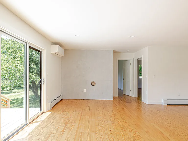 776 Mitchell St — Photo 28