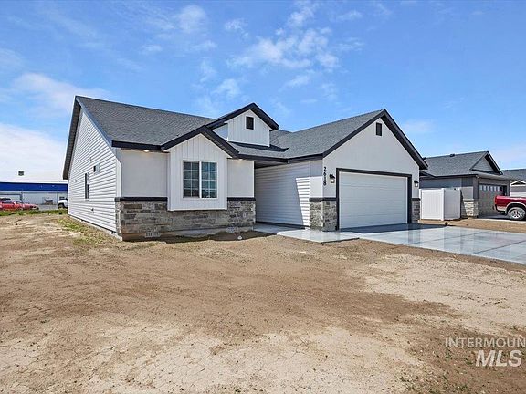 2nd image of 2618 Glacier Dr