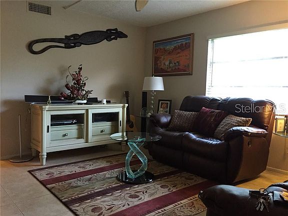 5th image of 407 Barlow Ave #60