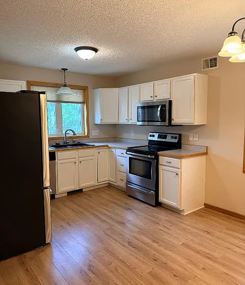 906 Whiskey Rd NW — Photo 4