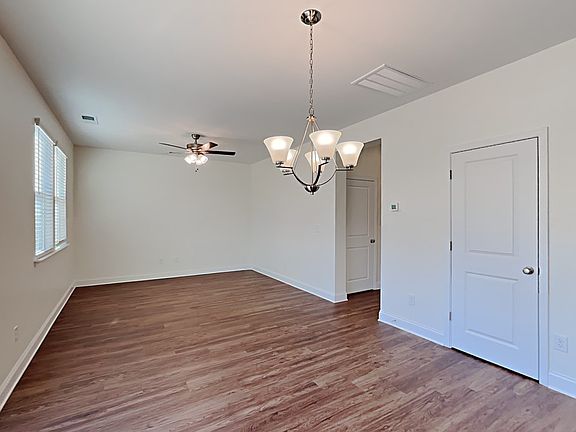 3rd image of 2124 Laurel Village Cir