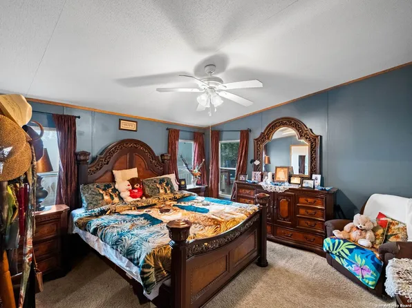 1148 Sequoia Trl, Canyon Lake, TX 78133