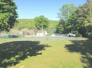 7 Candlewood Knolls Rd, New Fairfield, CT 06812