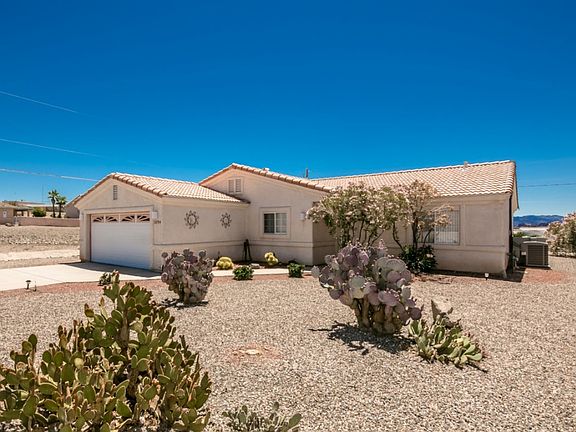 4th image of 3894 Aqua Way