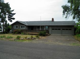 125 NW Viewmont Dr, Dundee, OR 97115