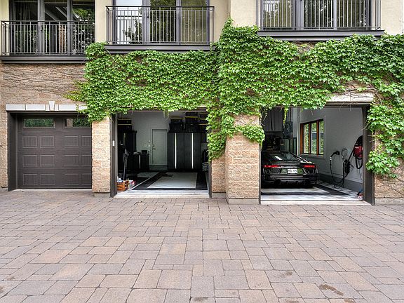 5th image of 975 Rue Riverview