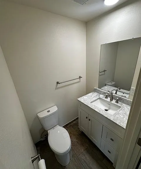 3240 Knox Butte Ave NE — Photo 5