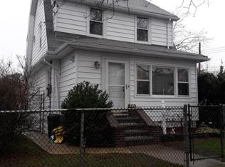 130 Woolley Ave, Staten Island, NY 10314