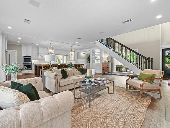 5th image of 6511 Torrey Pines Cv