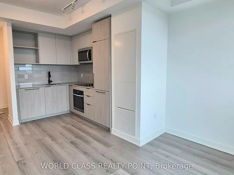 1185 Dupont St #1803 — Photo 2