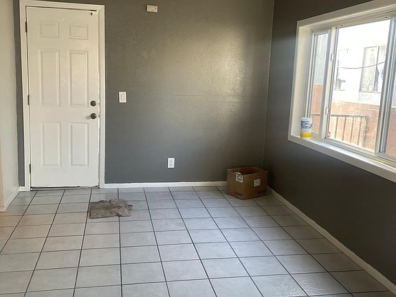 4th image of 1049 Hyatt Ave #1049
