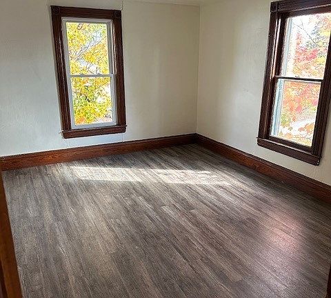 5th image of 26 Gibson St