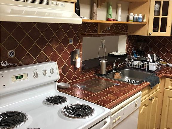 3rd image of 8035 SW 107th Ave APT 116