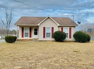 1055 Merritt Lewis Ln, Clarksville, TN 37042