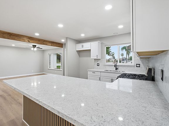 3rd image of 710 Mccomb Avenue