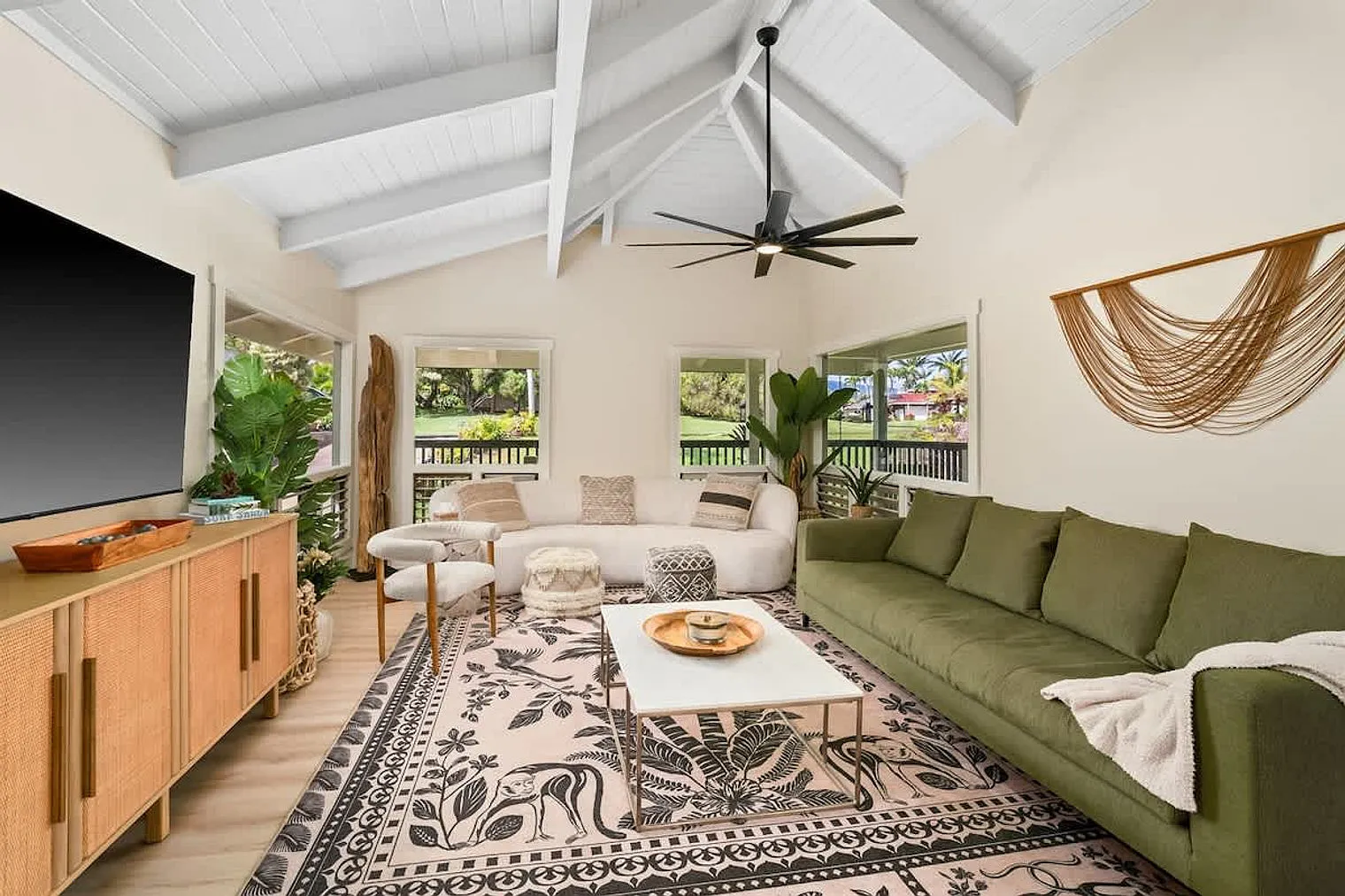 4 bed, 3.0 bath, $25,779 — Photo 1