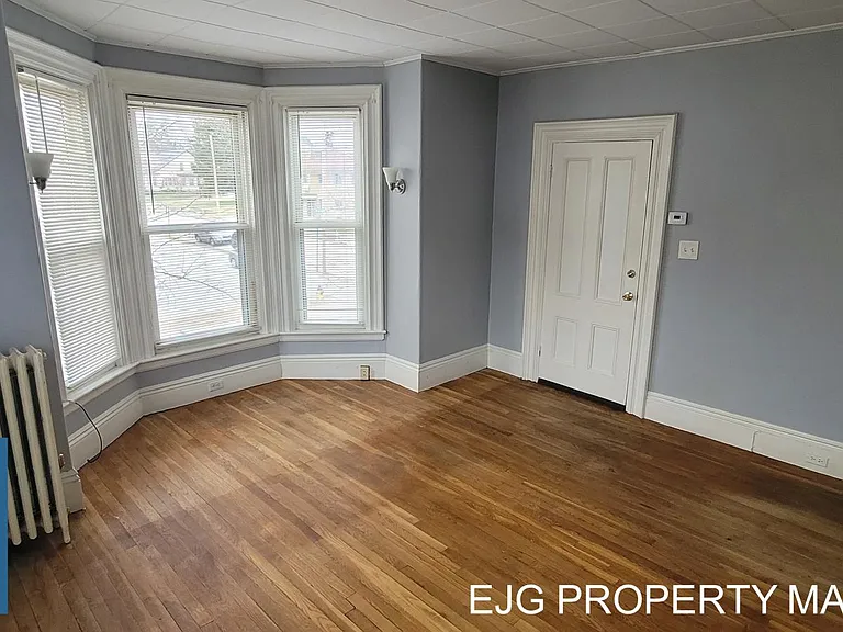159 Orange St #2R — Photo 11