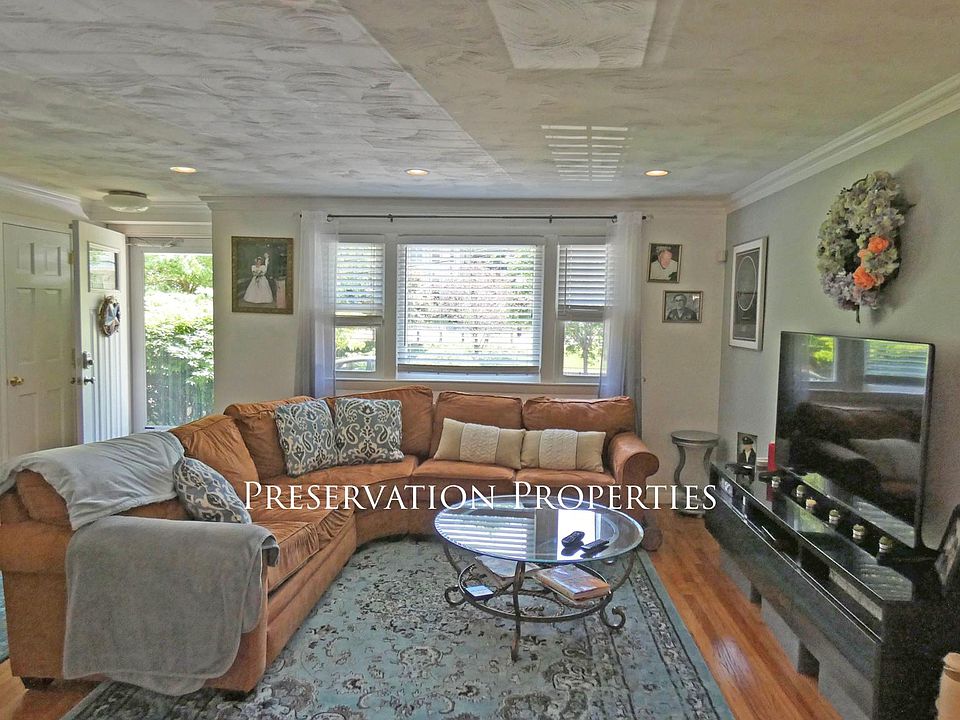 2nd image of 465 Albemarle Rd