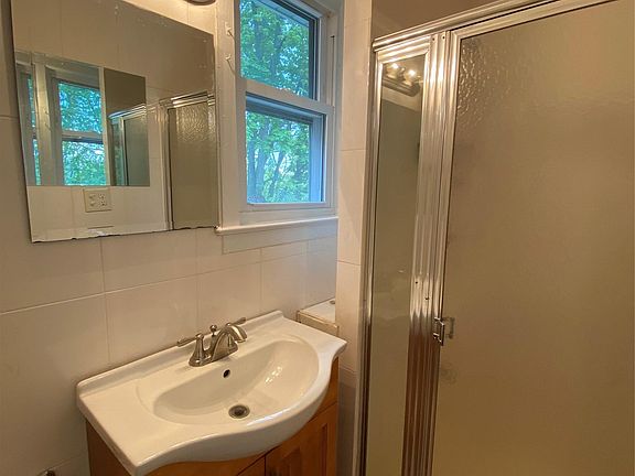 5th image of 50 N Main St APT 4