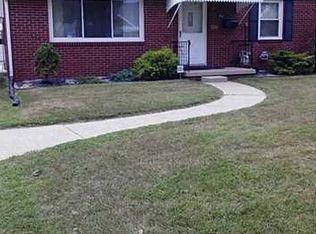 801 Sandralee Dr, Toledo, OH 43612