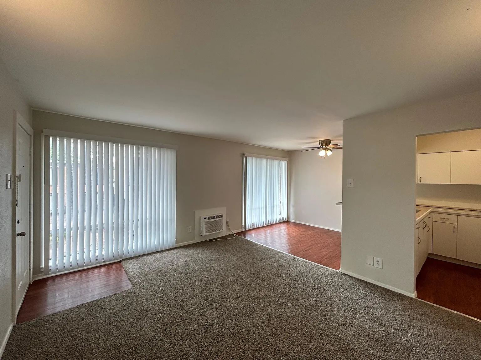 1 bed, 1.0 bath, $725 — Photo 3