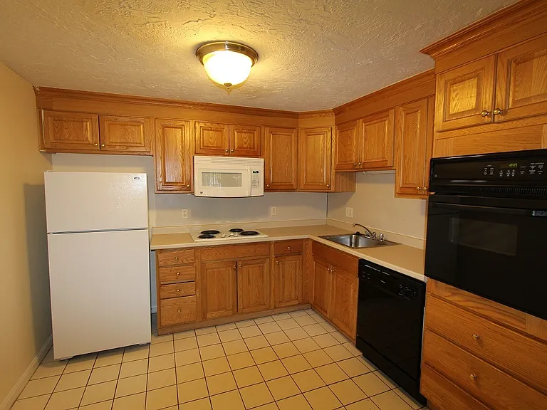 Stonebridge Apartments — Photo 3