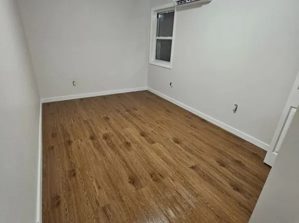 1273 Arnow Ave #5, Bronx, NY 10469