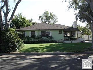 2nd image of 734 W Valley View Dr