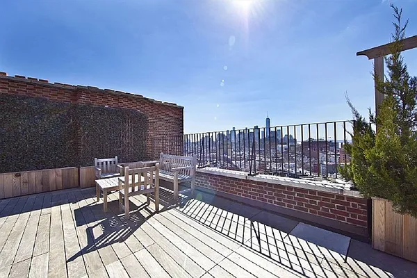 Sold by Corcoran | media 21