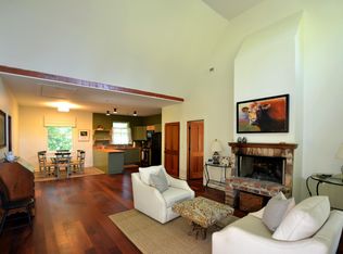 464 Pinckney St, Mc Clellanville, SC 29458