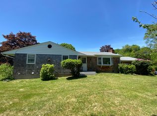 179 Ferry Rd, Sag Harbor, NY 11963
