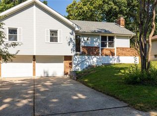 3512 NE Stanton St, Lees Summit, MO 64064