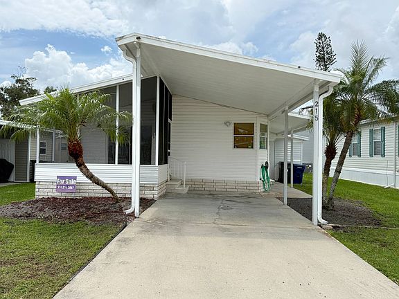 24th image of 215 Rotterdam Ave