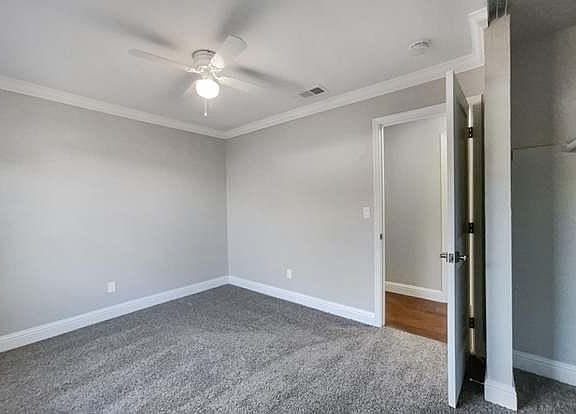 5th image of 465 Pamela Dr