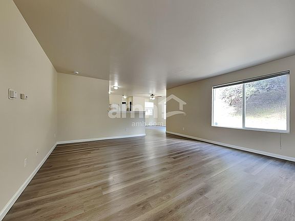 4th image of 13310 120th Ave E