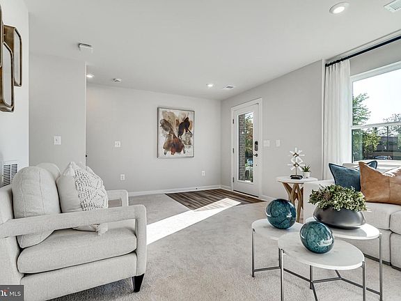 3rd image of 3811 Shale Ridge Rd