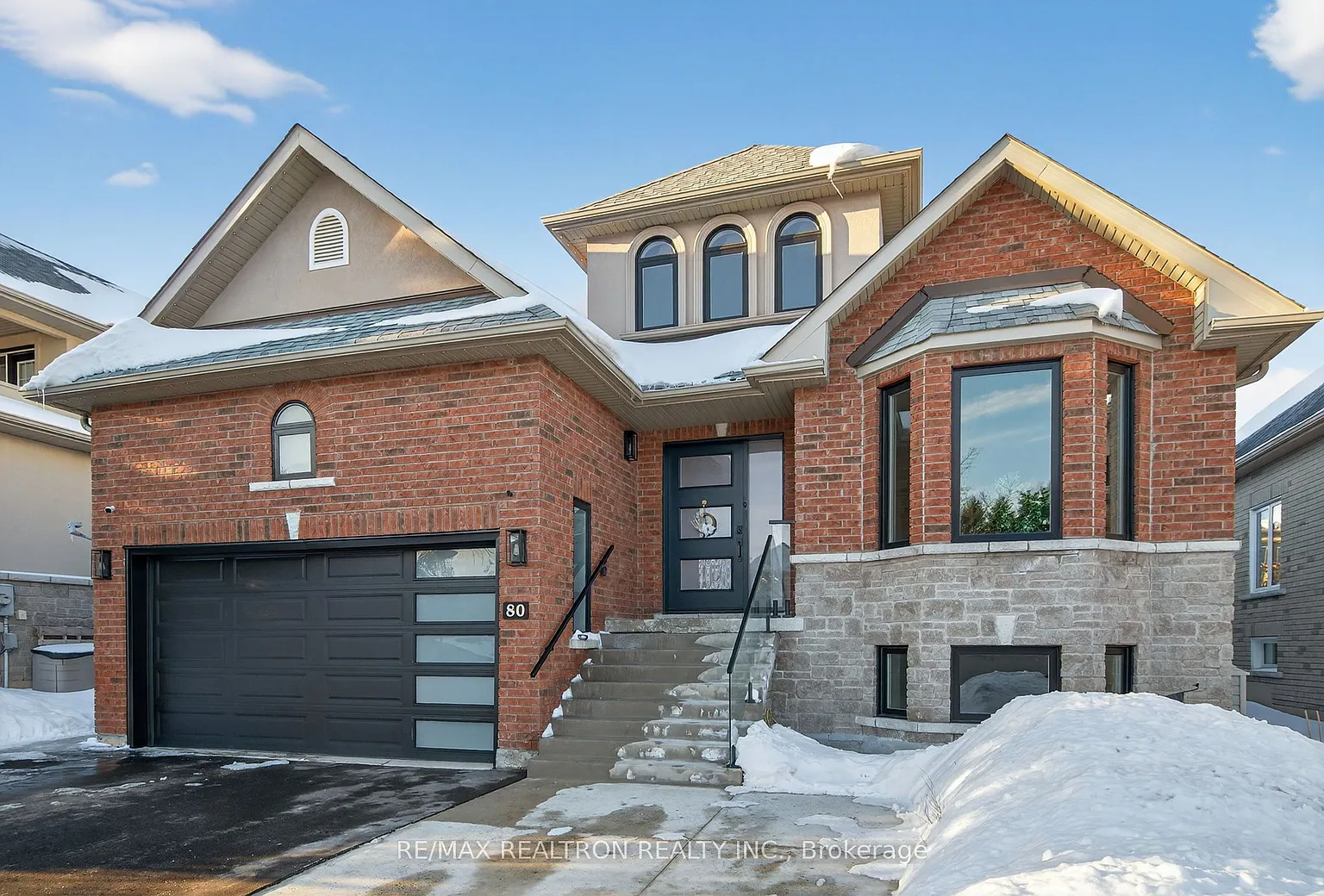80 Gardiner Dr photo 1