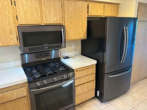 Gas range/oven & refrigerator are included.