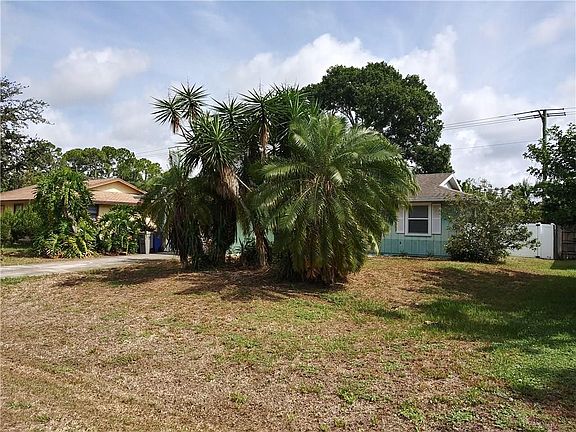 2nd image of 2846 1st Ln