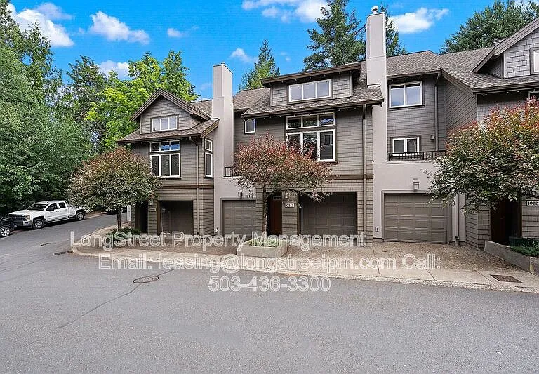 10247 NW Village Heights Dr — Photo 3