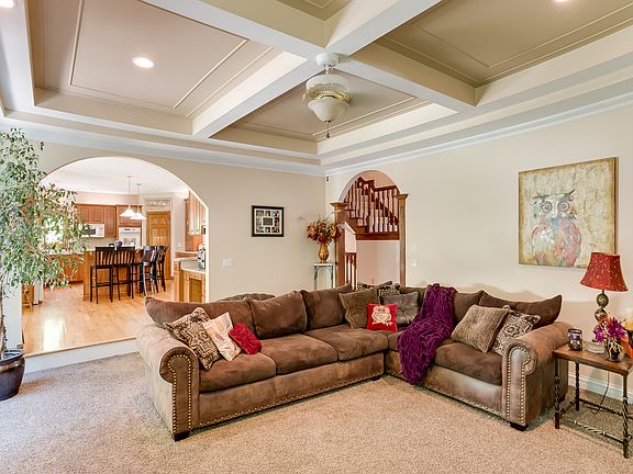 5th image of 11520 Glenmora Dr