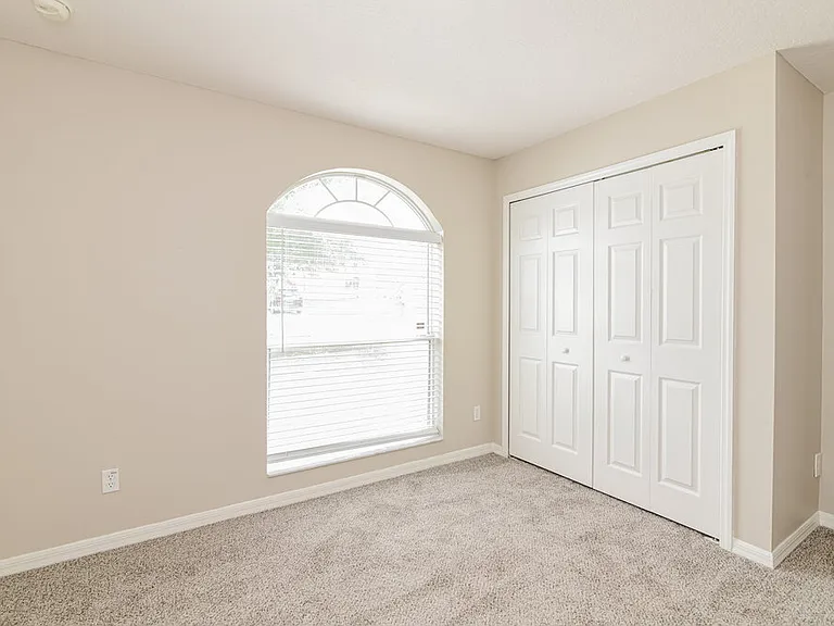 2055 Newtown Rd — Photo 12