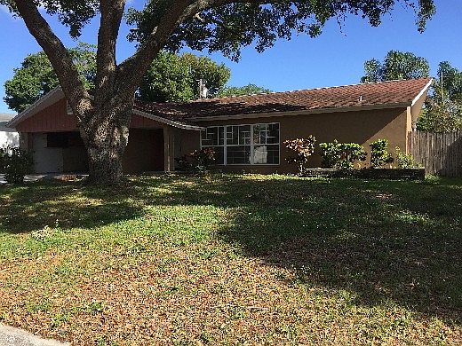 2nd image of 1860 Southwood Ln