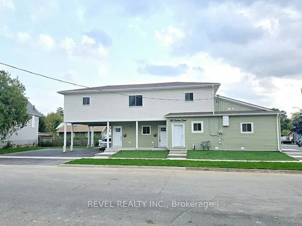 289 Chatham St #B, Brantford, ON N3S 4G8