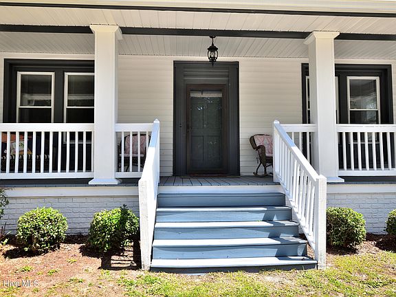 4th image of 618 E Washington Street