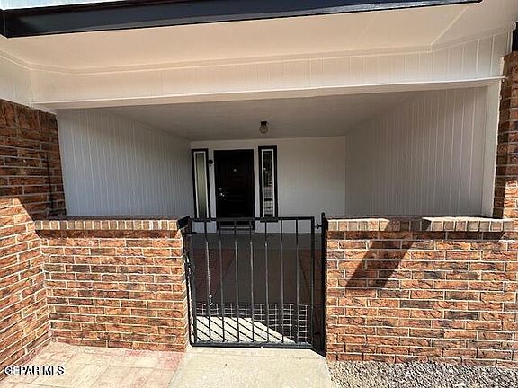 3rd image of 1000 Oneida Dr