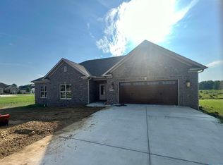 1003 Newbury Cv, Decatur, AL 35603