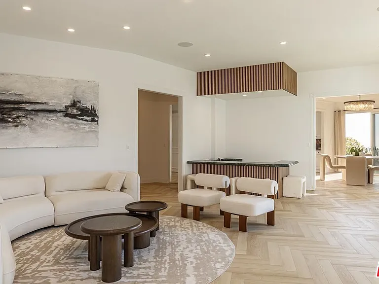 560 Chalette Dr — Photo 11